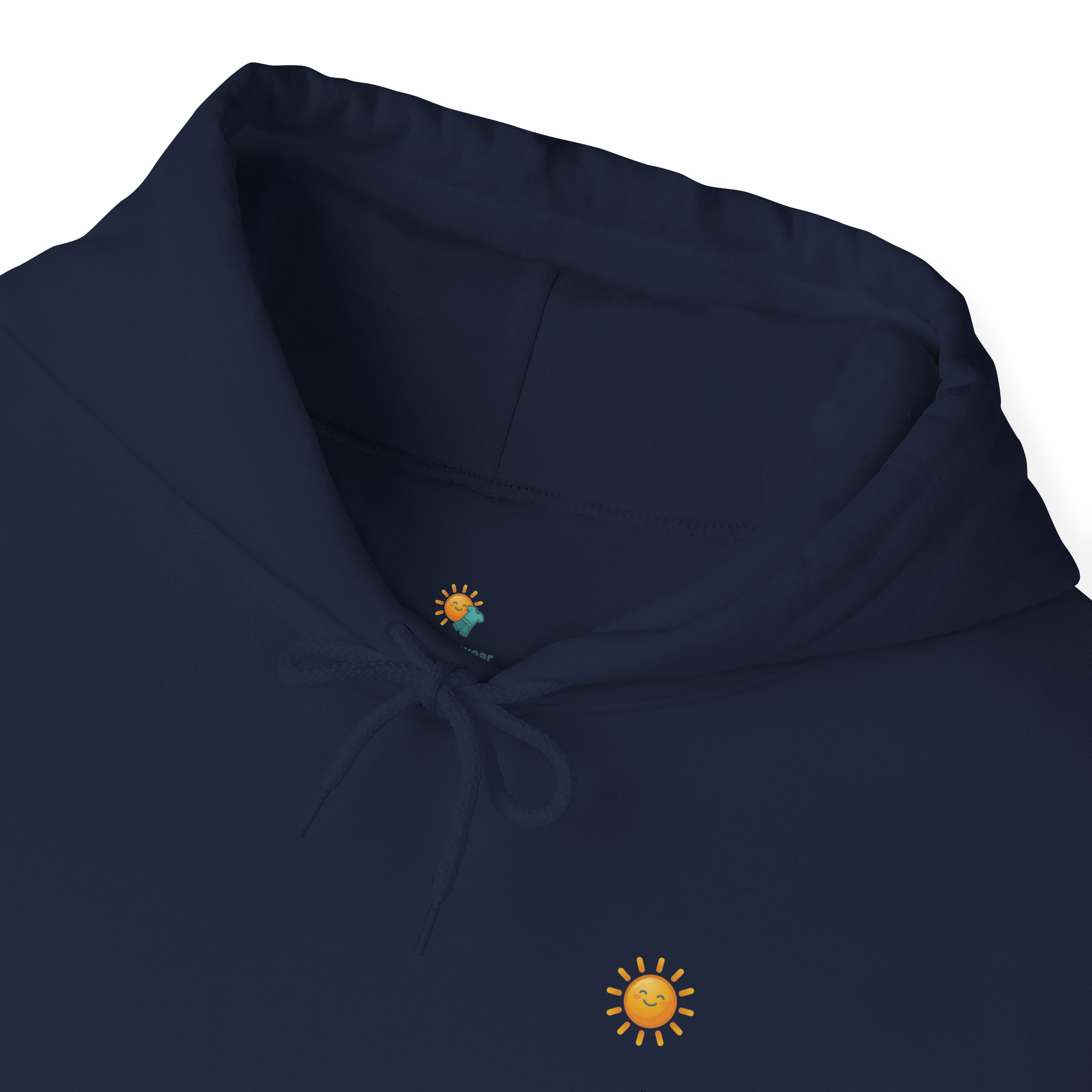 Sunshine-Hoodie Navy – Nahaufnahme Brust-Stickerei