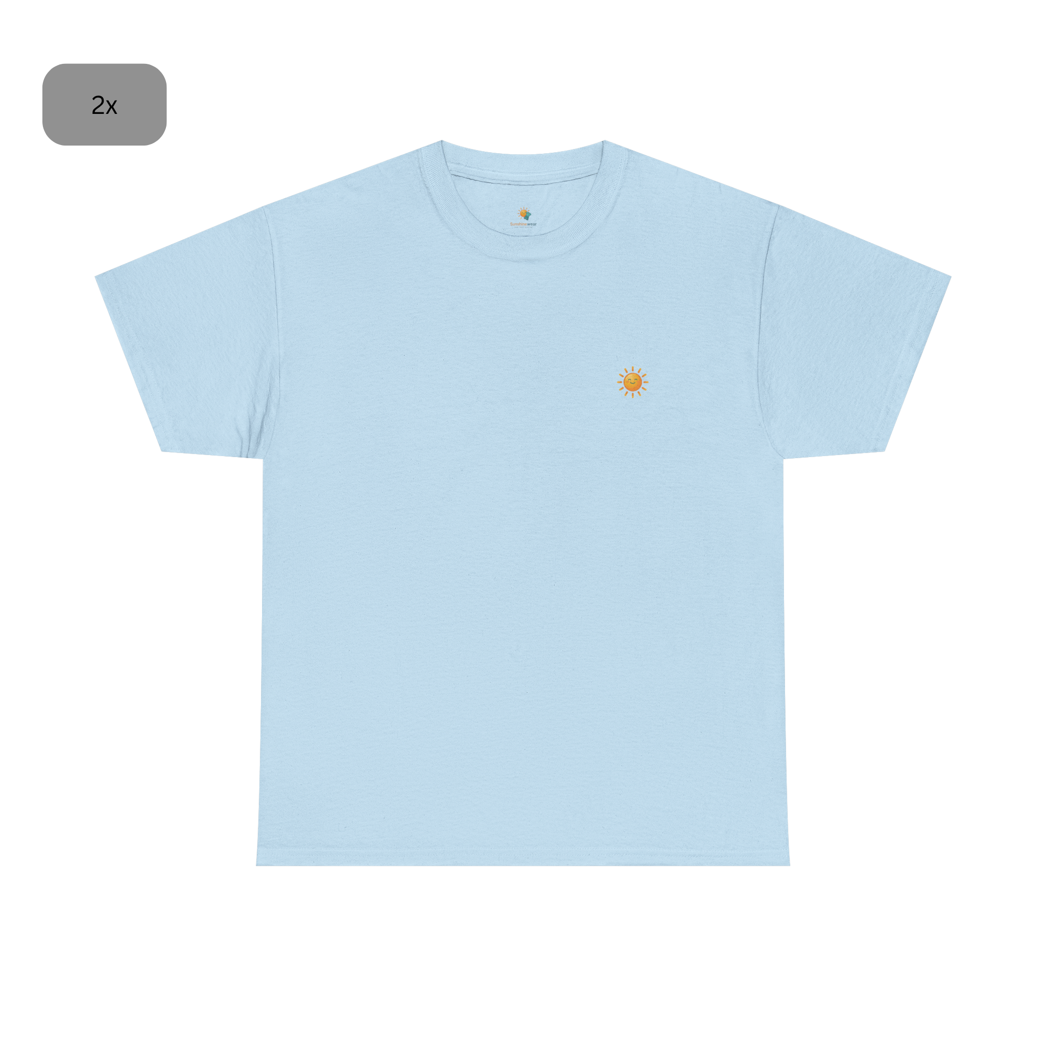 Sunshine-Shirt Hellblau – Frontalansicht mit Sonnenlogo