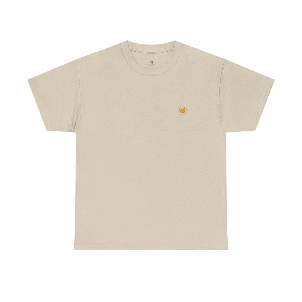 Sunshine-Shirt Sand – Frontalansicht mit Sonnenlogo